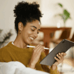 Leia mais sobre o artigo Tablets como Cadernos: A Revolução Digital nas Instituições de Ensino